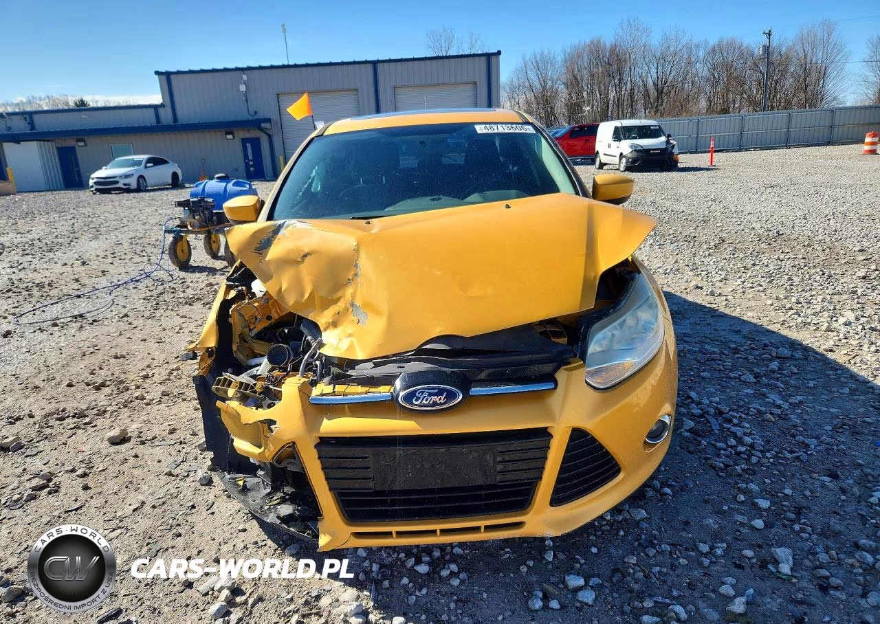 2012 Ford Focus Se VIN:1FAHP3F23CL427884 - 5