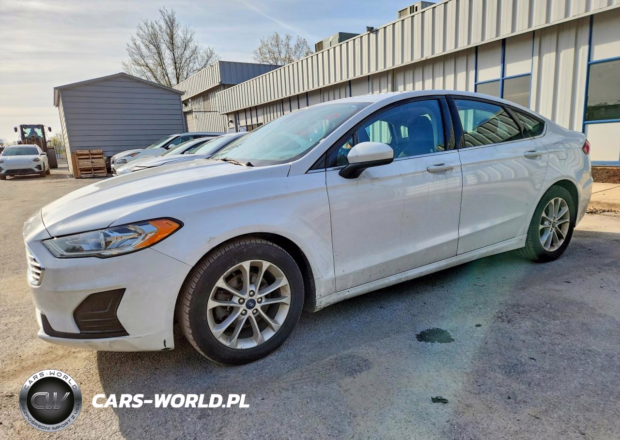 2020 Ford Fusion Se
