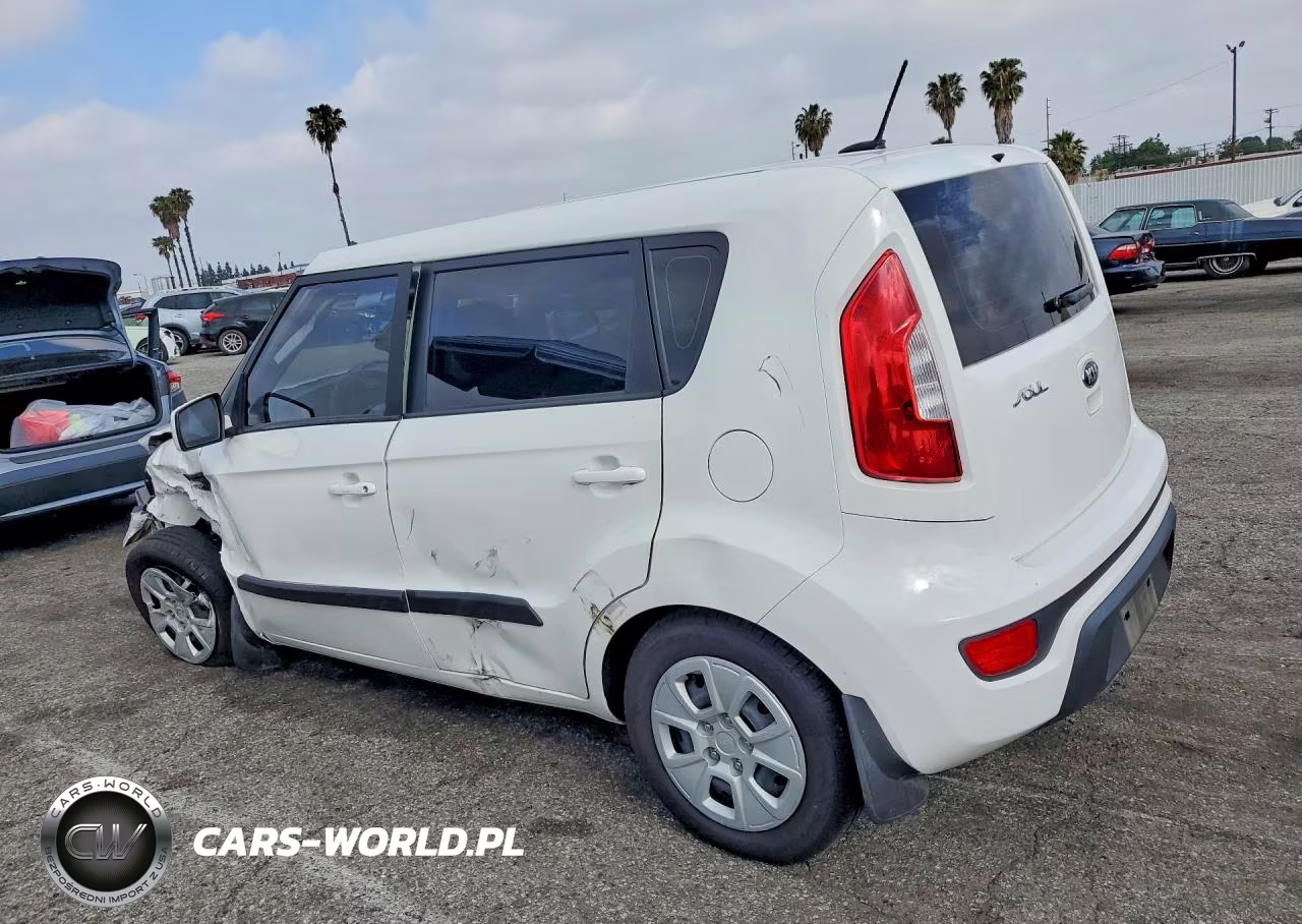 2013 Kia Soul Base VIN:KNDJT2A56D7771416 - 2