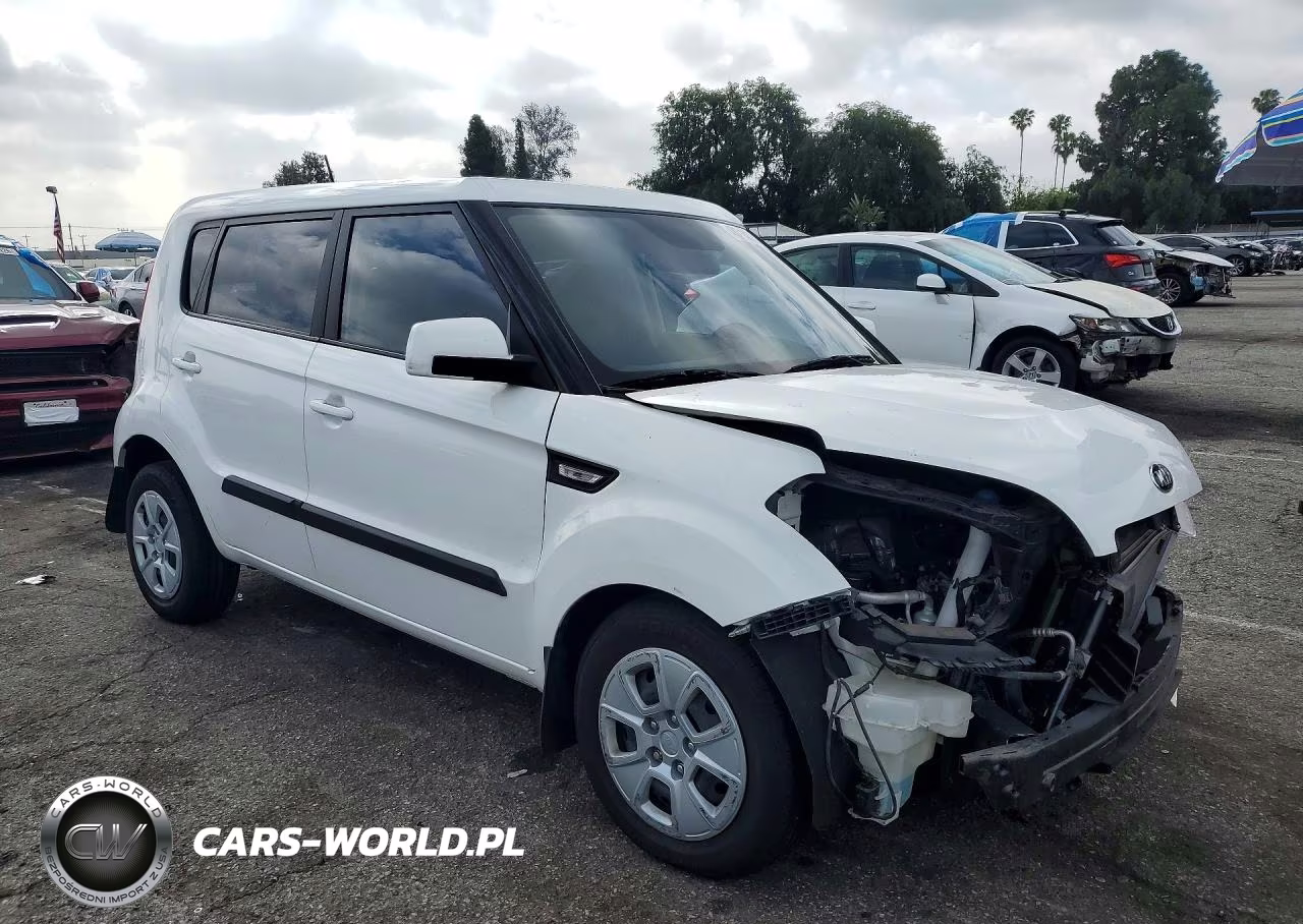 2013 Kia Soul Base VIN:KNDJT2A56D7771416 - 4