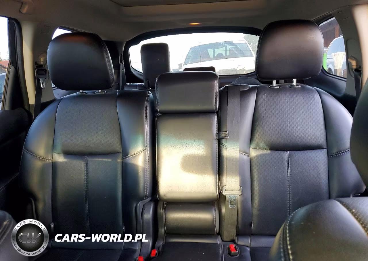 2015 Nissan Pathfinder Platinum VIN:5N1AR2MM2FC613209 - 10