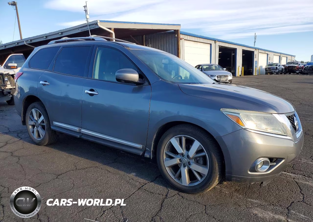 2015 Nissan Pathfinder Platinum VIN:5N1AR2MM2FC613209 - 4