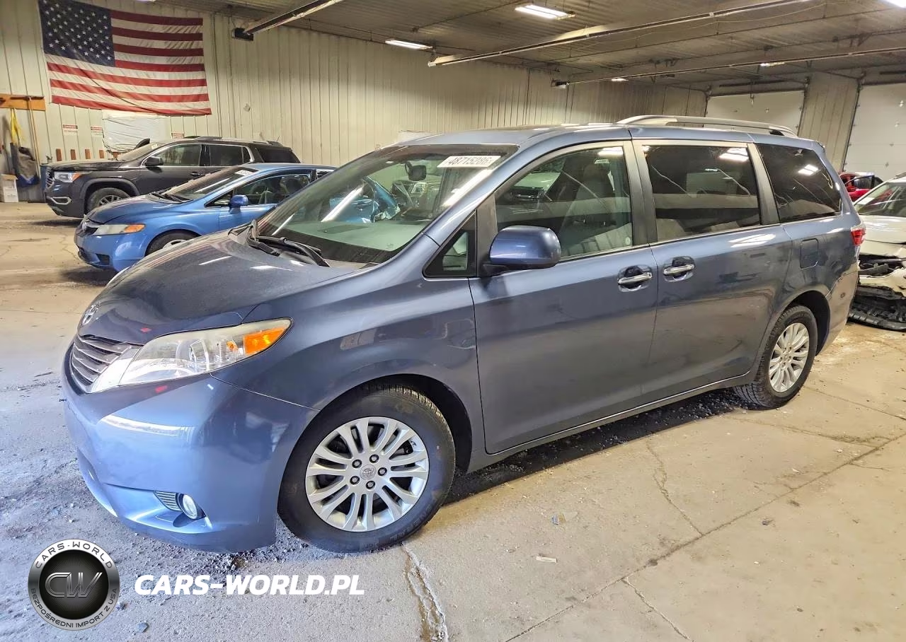 2016 Toyota Sienna Xle Premium 8-Passenger