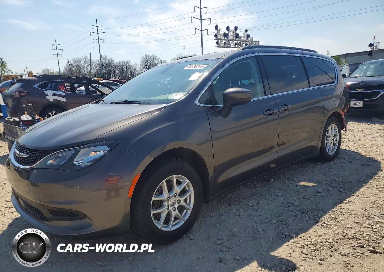 2021 Chrysler Voyager Lxi