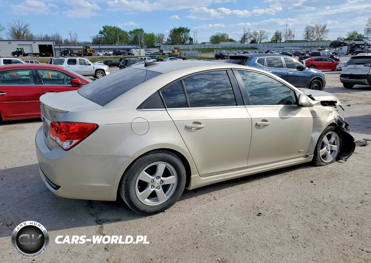 2015 Chevrolet Cruze Lt VIN:1G1PC5SB6F7107256 - 3