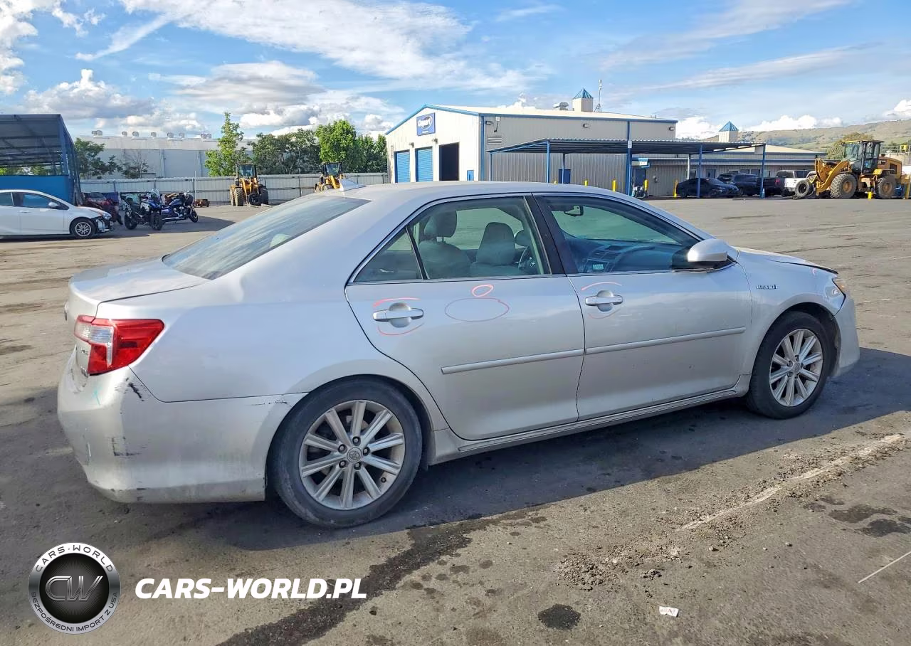 2012 Toyota Camry Hybrid Xle VIN:4T1BD1FK8CU045112 - 3