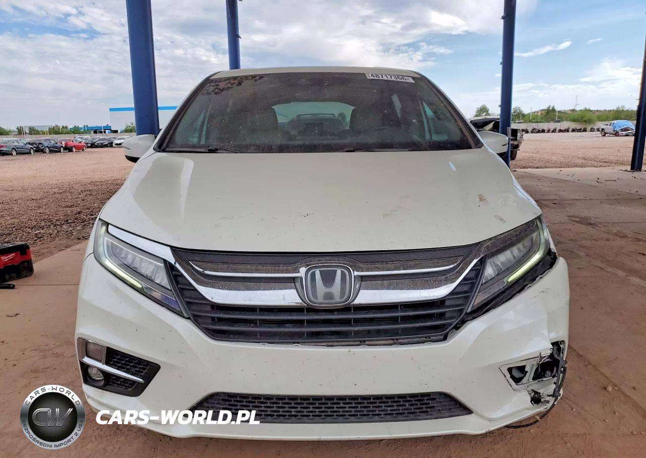 2019 Honda Odyssey Touring VIN:5FNRL6H86KB081862 - 5