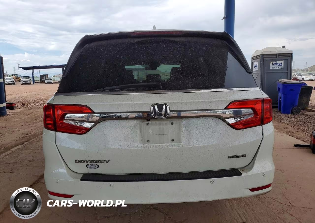 2019 Honda Odyssey Touring VIN:5FNRL6H86KB081862 - 6