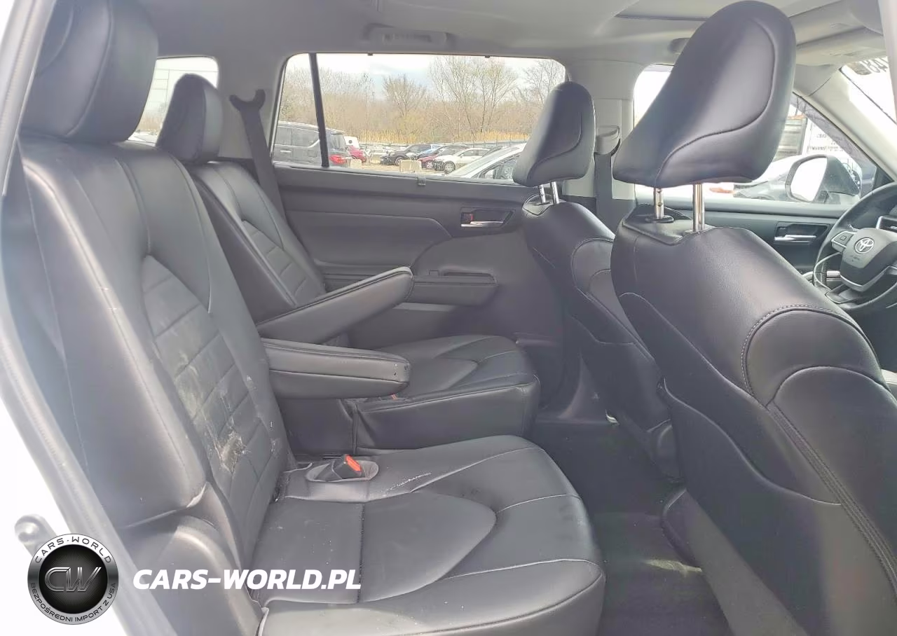 2022 Toyota Highlander Xle VIN:5TDGZRBH6NS239634 - 11