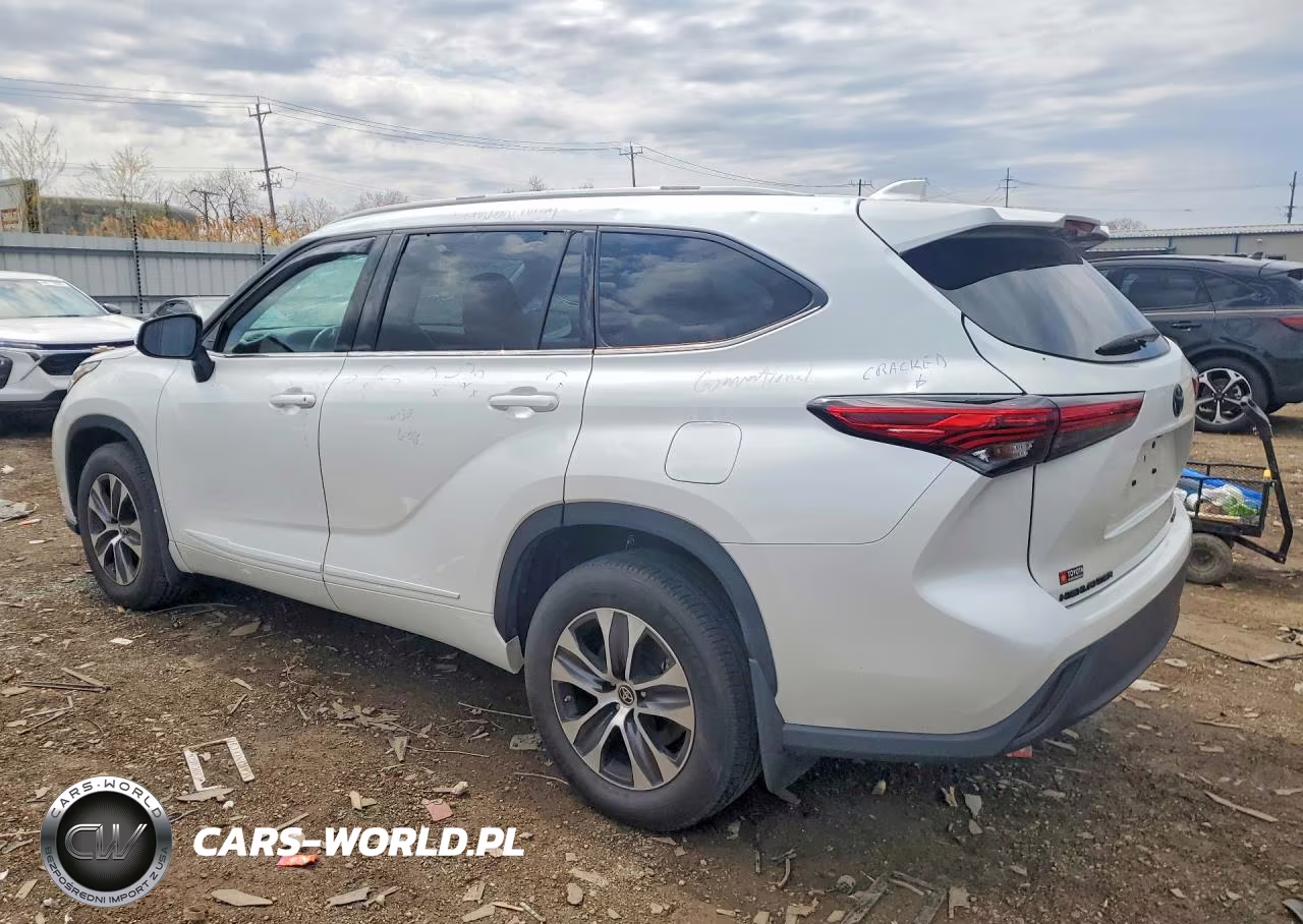 2022 Toyota Highlander Xle VIN:5TDGZRBH6NS239634 - 2