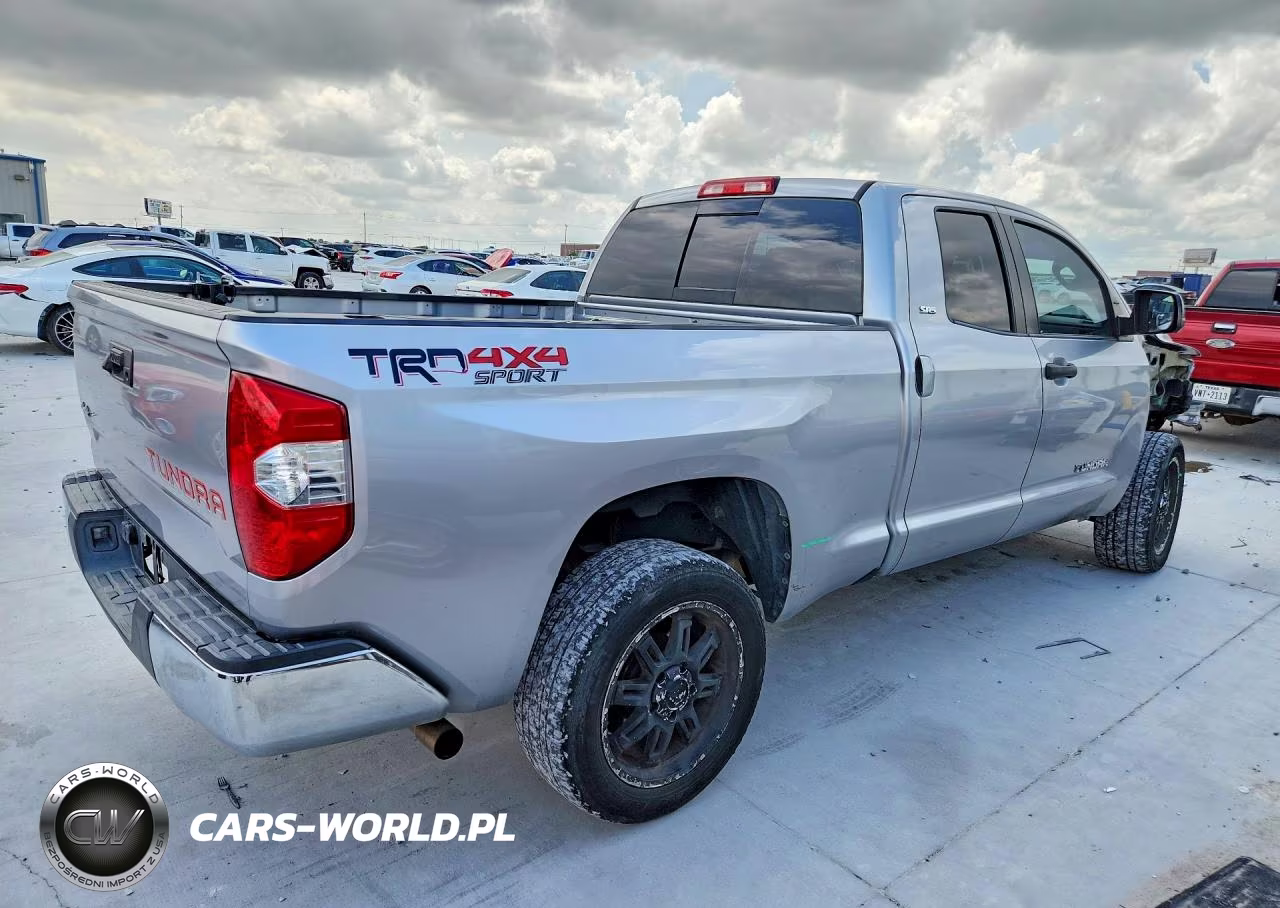 2018 Toyota Tundra Sr5 VIN:5TFUM5F18JX075301 - 3
