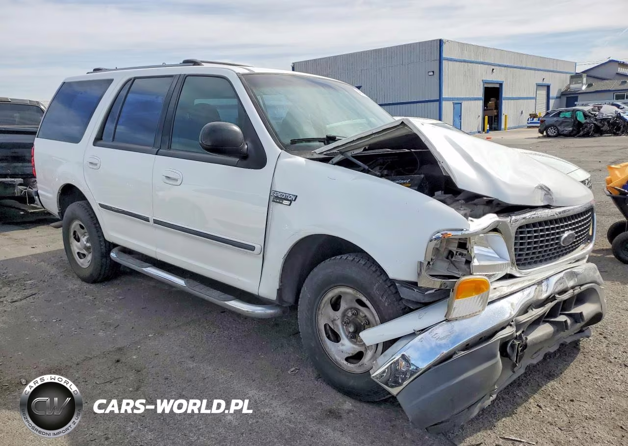 2000 Ford Expedition Xlt VIN:1FMRU1568YLB17992 - 4
