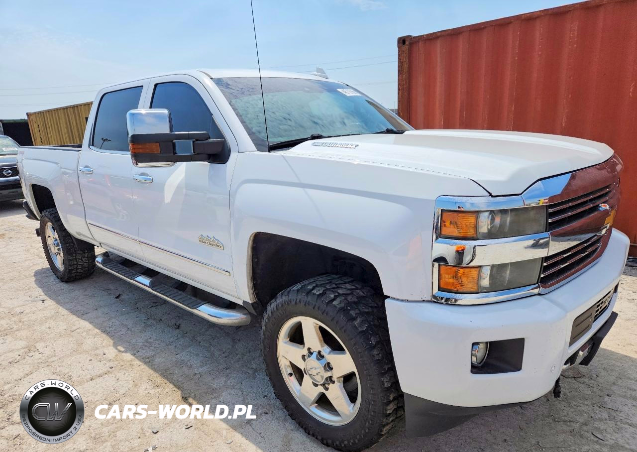 2015 Chevrolet Silverado K2500 High Country VIN:1GC1KXE81FF558600 - 4