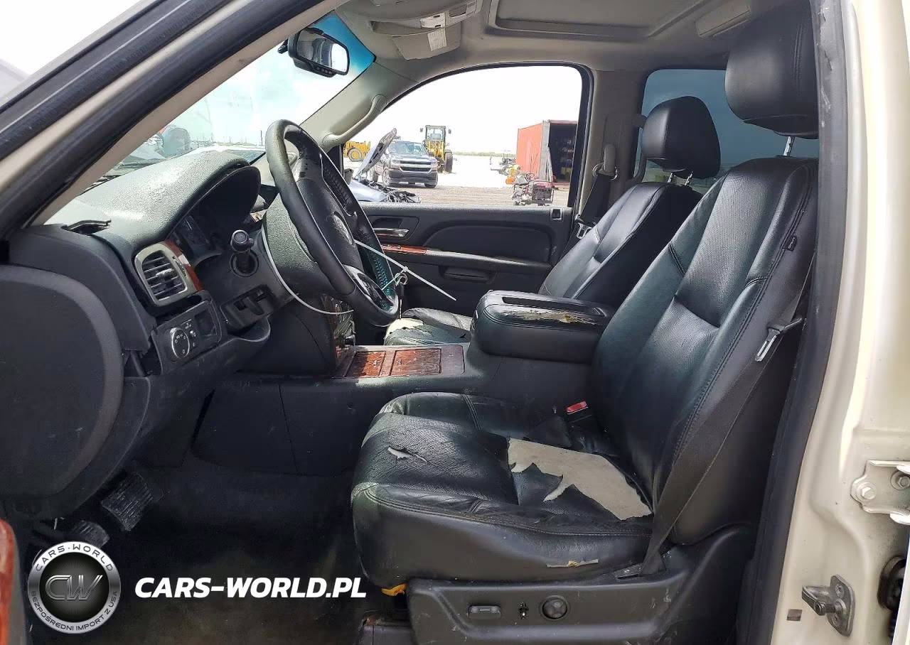 2010 Chevrolet Tahoe C1500 Ltz VIN:1GNUCCE07AR109787 - 7