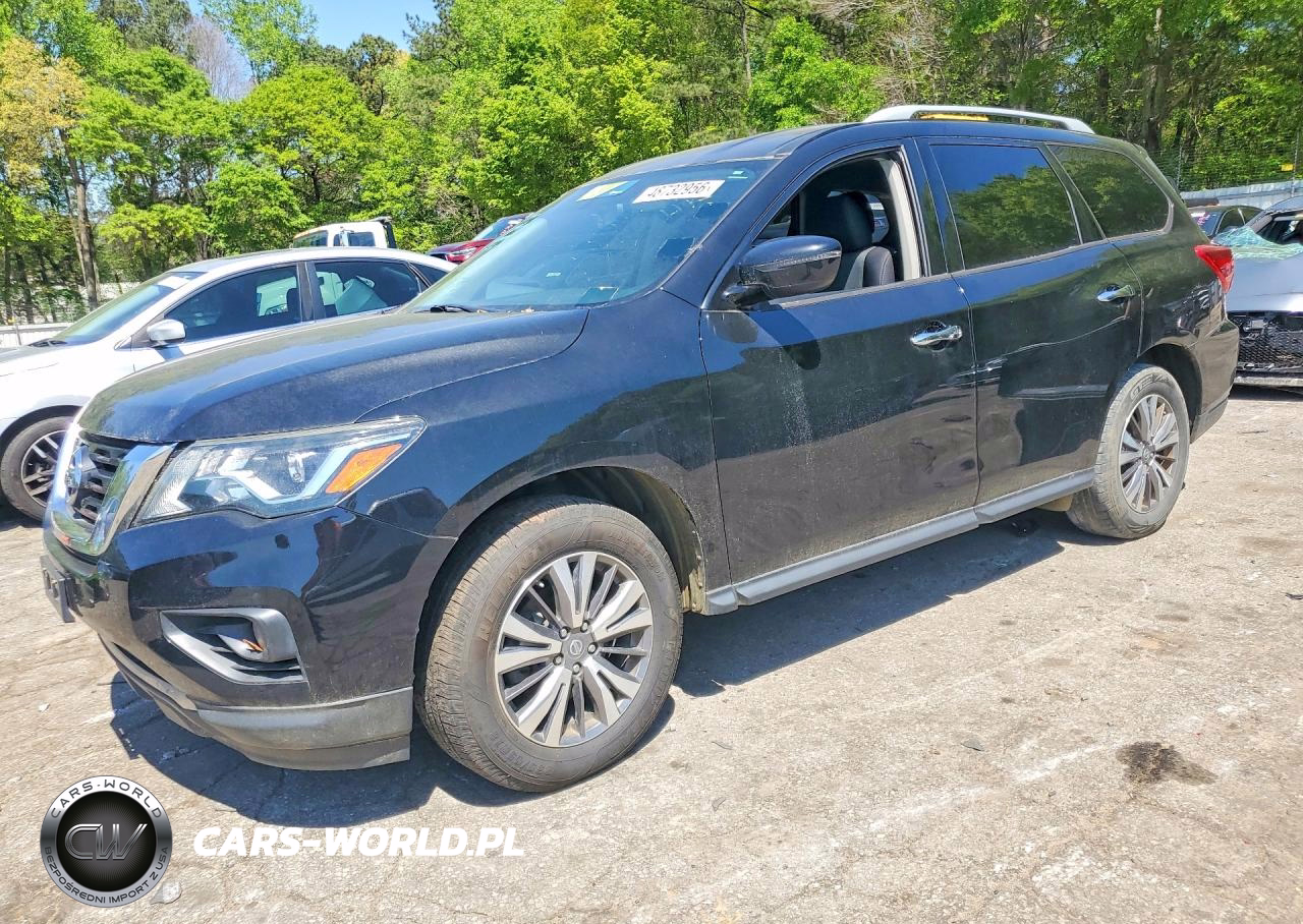 2019 Nissan Pathfinder Sv