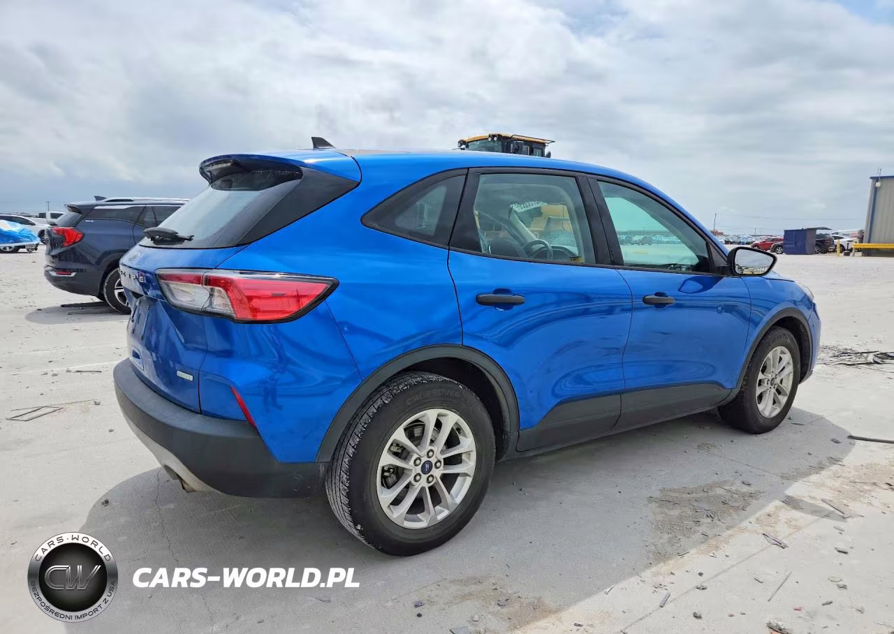 2020 Ford Escape S VIN:1FMCU0F61LUC13528 - 3