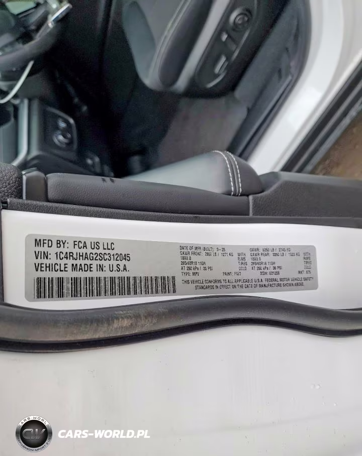 2025 Jeep Grand Cherokee Laredo VIN:1C4RJHAG2SC312045 - 14