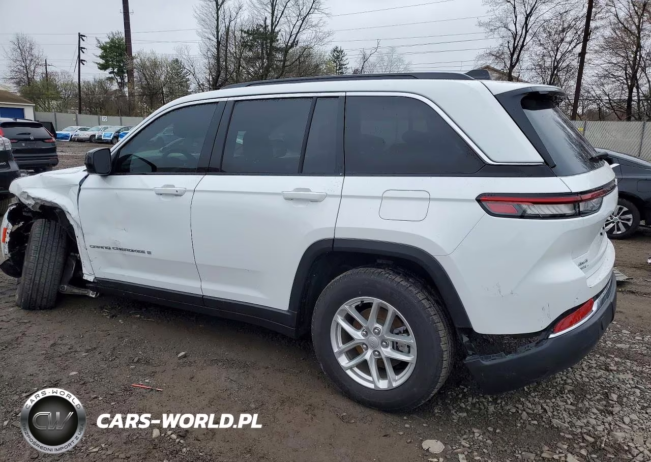 2025 Jeep Grand Cherokee Laredo VIN:1C4RJHAG2SC312045 - 2
