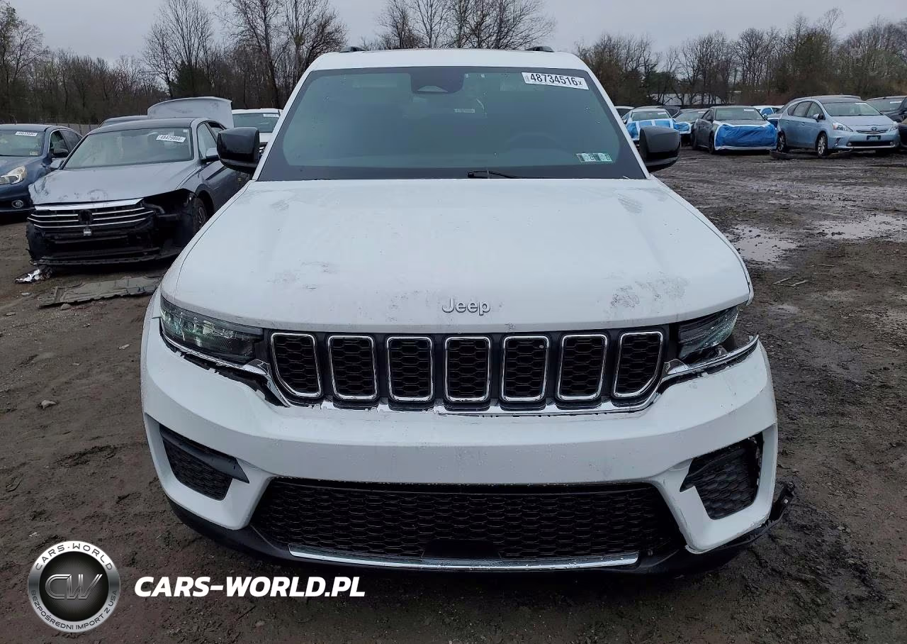 2025 Jeep Grand Cherokee Laredo VIN:1C4RJHAG2SC312045 - 5