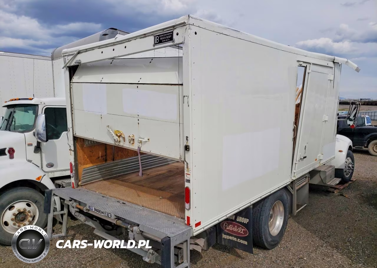 2022 Peterbilt 337 Box Truck VIN:2NP2HM6X4NM767642 - 3