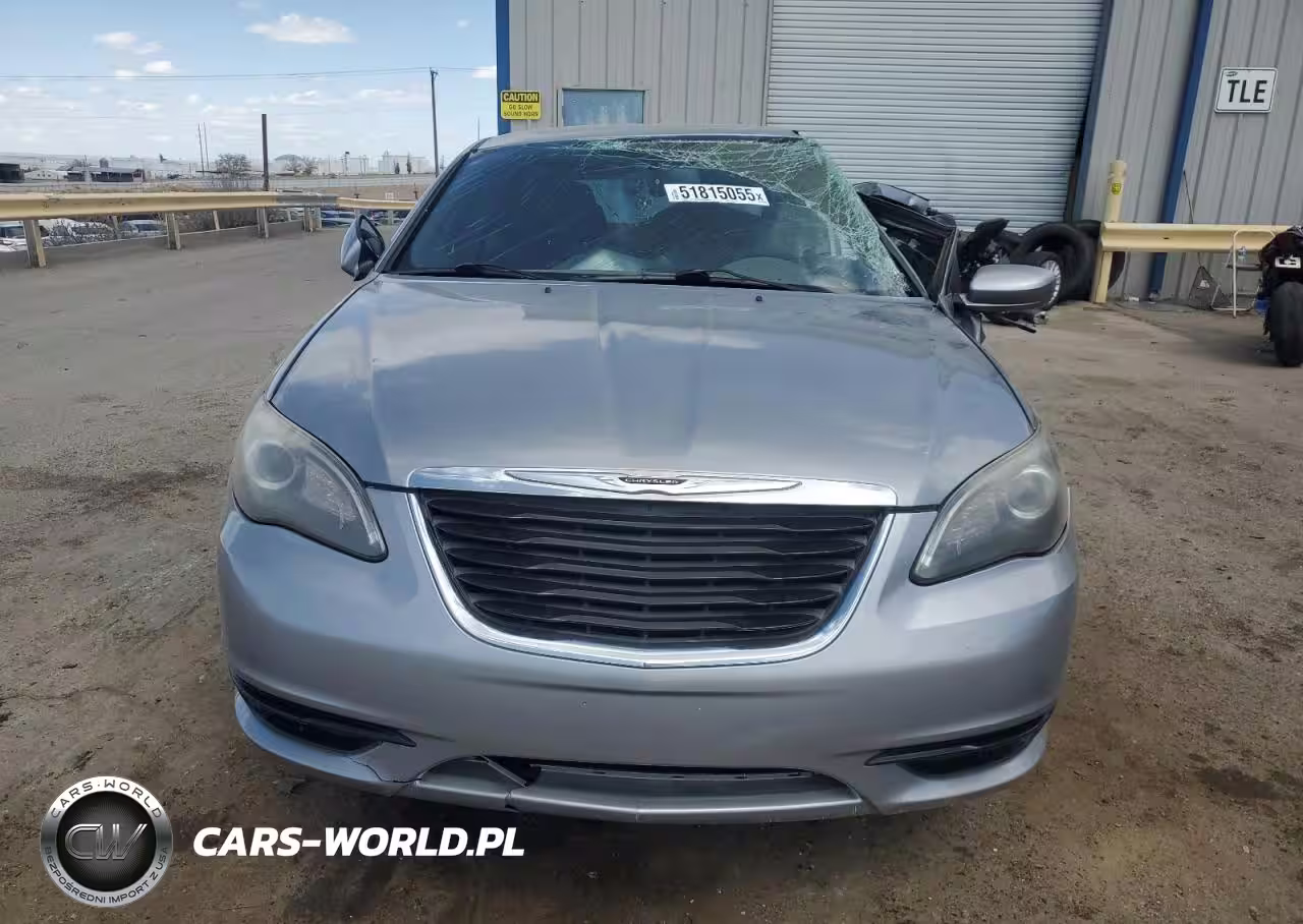 2013 Chrysler 200 Touring VIN:1C3CCBBB7DN629833 - 5