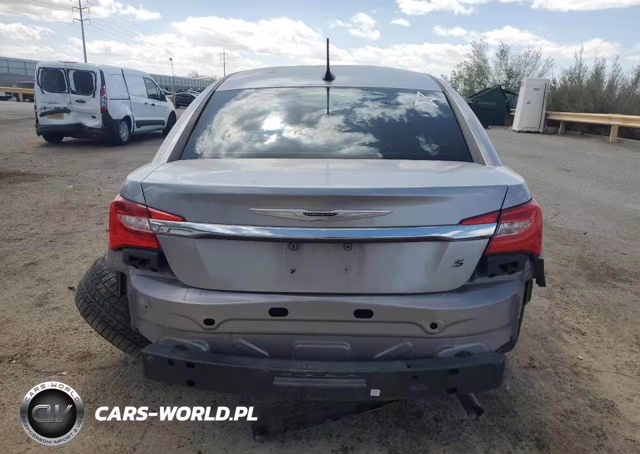 2013 Chrysler 200 Touring VIN:1C3CCBBB7DN629833 - 6