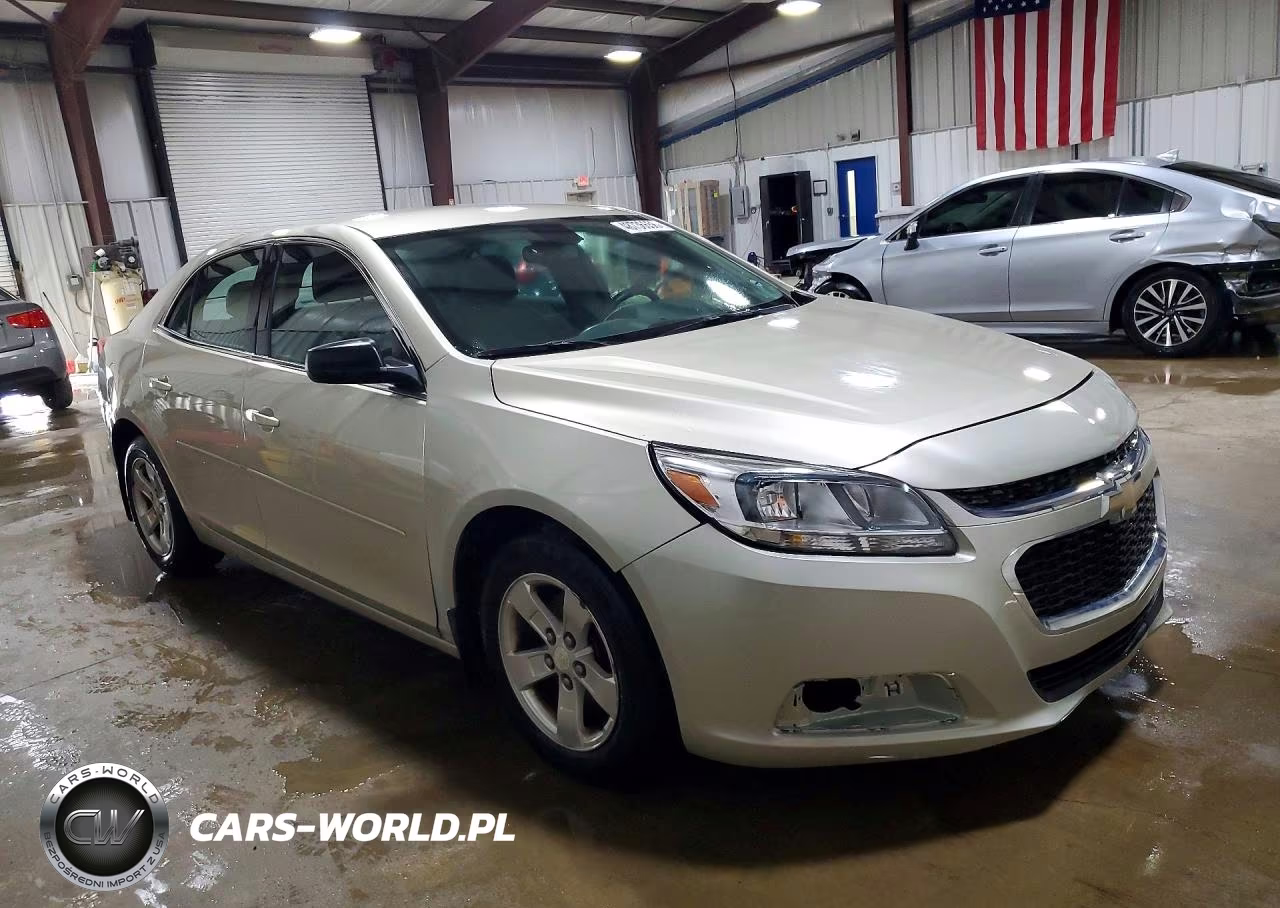 2015 Chevrolet Malibu Ls VIN:1G11B5SL0FF312479 - 4