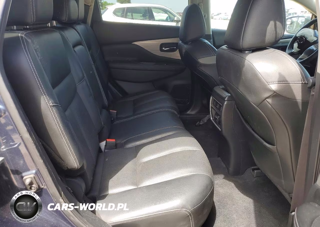 2018 Nissan Murano Platinum VIN:5N1AZ2MH5JN101136 - 10