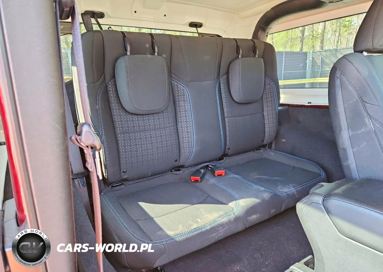 2021 Jeep Wrangler Sport VIN:1C4GJXAN5MW670791 - 10