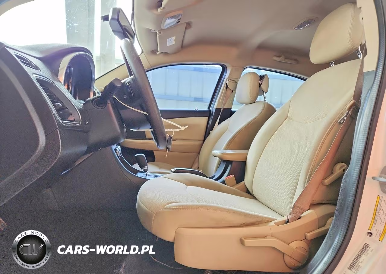 2012 Chrysler 200 Lx VIN:1C3CCBAB6CN298520 - 7