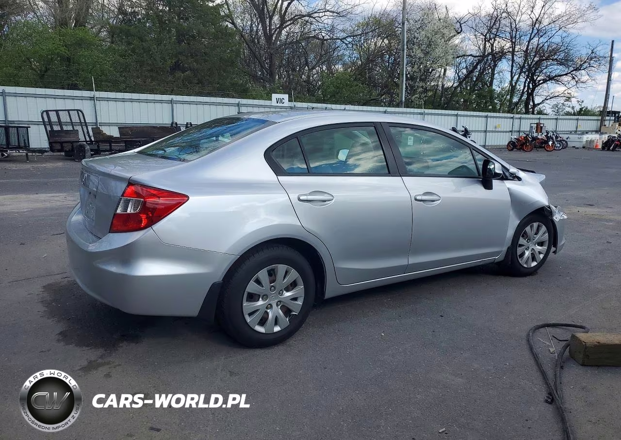 2012 Honda Civic Lx VIN:19XFB2F58CE026814 - 3