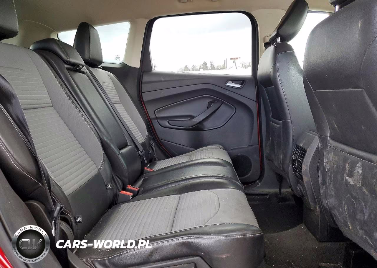 2018 Ford Escape Se VIN:1FMCU9GD9JUD33107 - 11