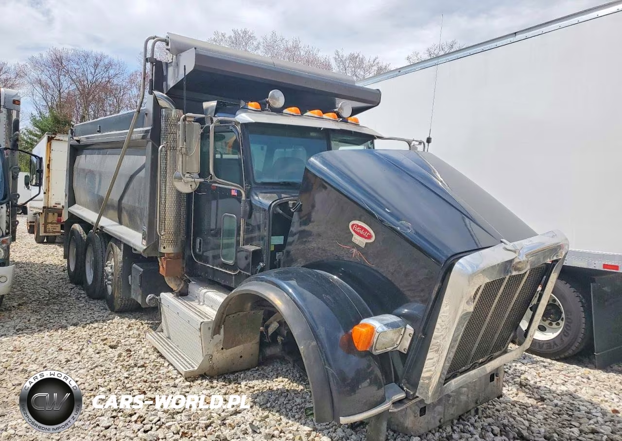 2014 Peterbilt 365 Dump Truck