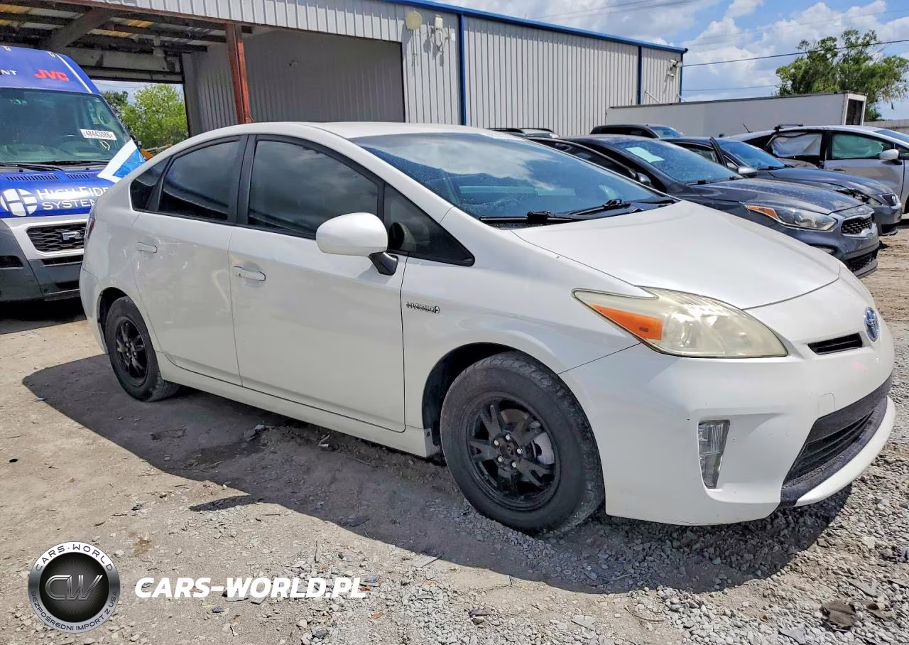 2012 Toyota Prius Two VIN:JTDKN3DU2C5399512 - 4