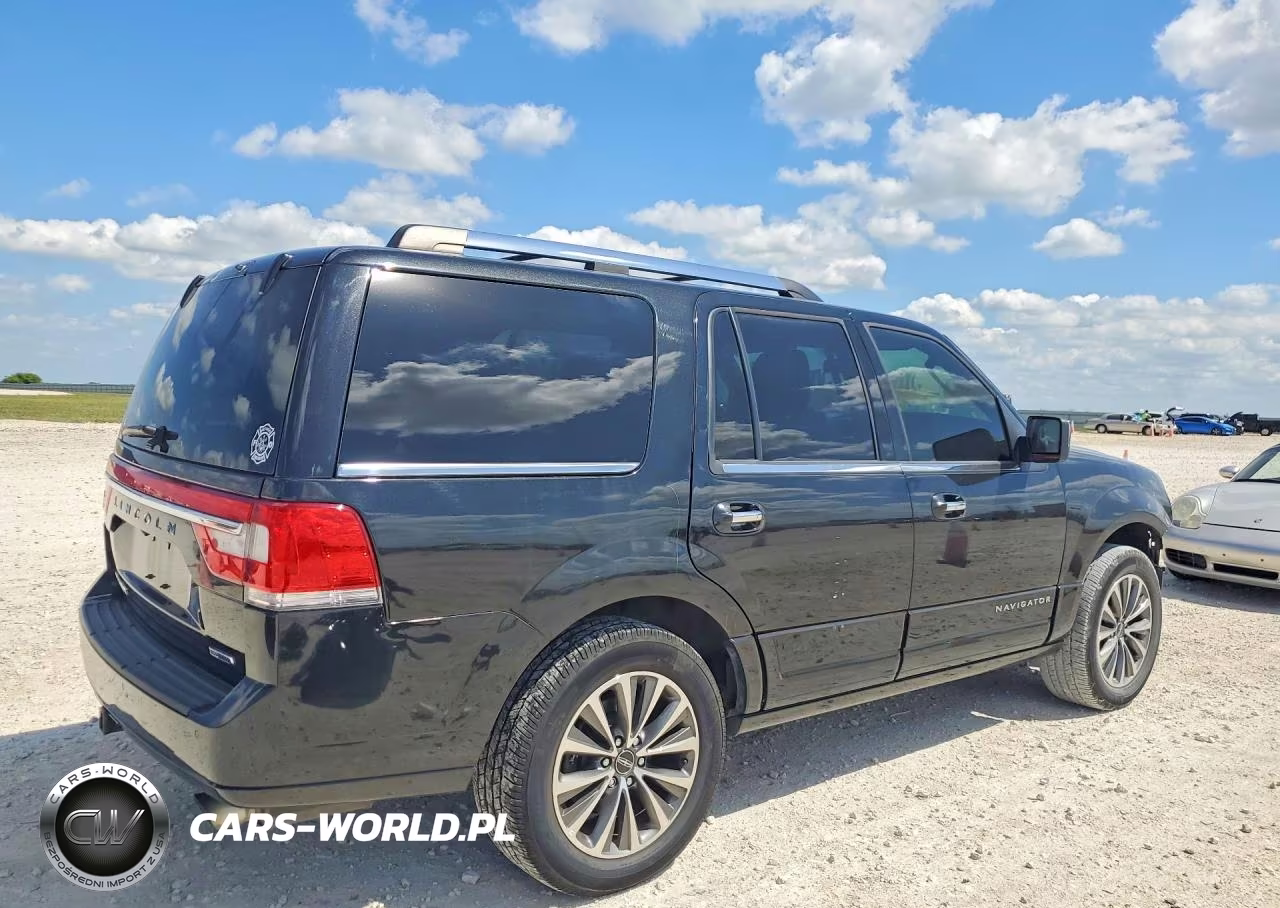 2015 Lincoln Navigator VIN:5LMJJ2HT4FEJ01333 - 3