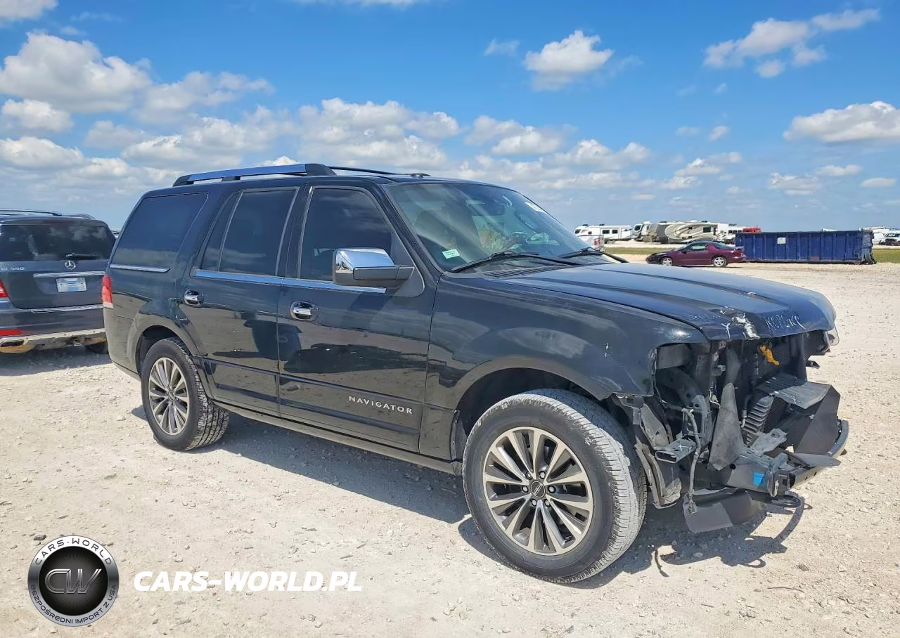 2015 Lincoln Navigator VIN:5LMJJ2HT4FEJ01333 - 4