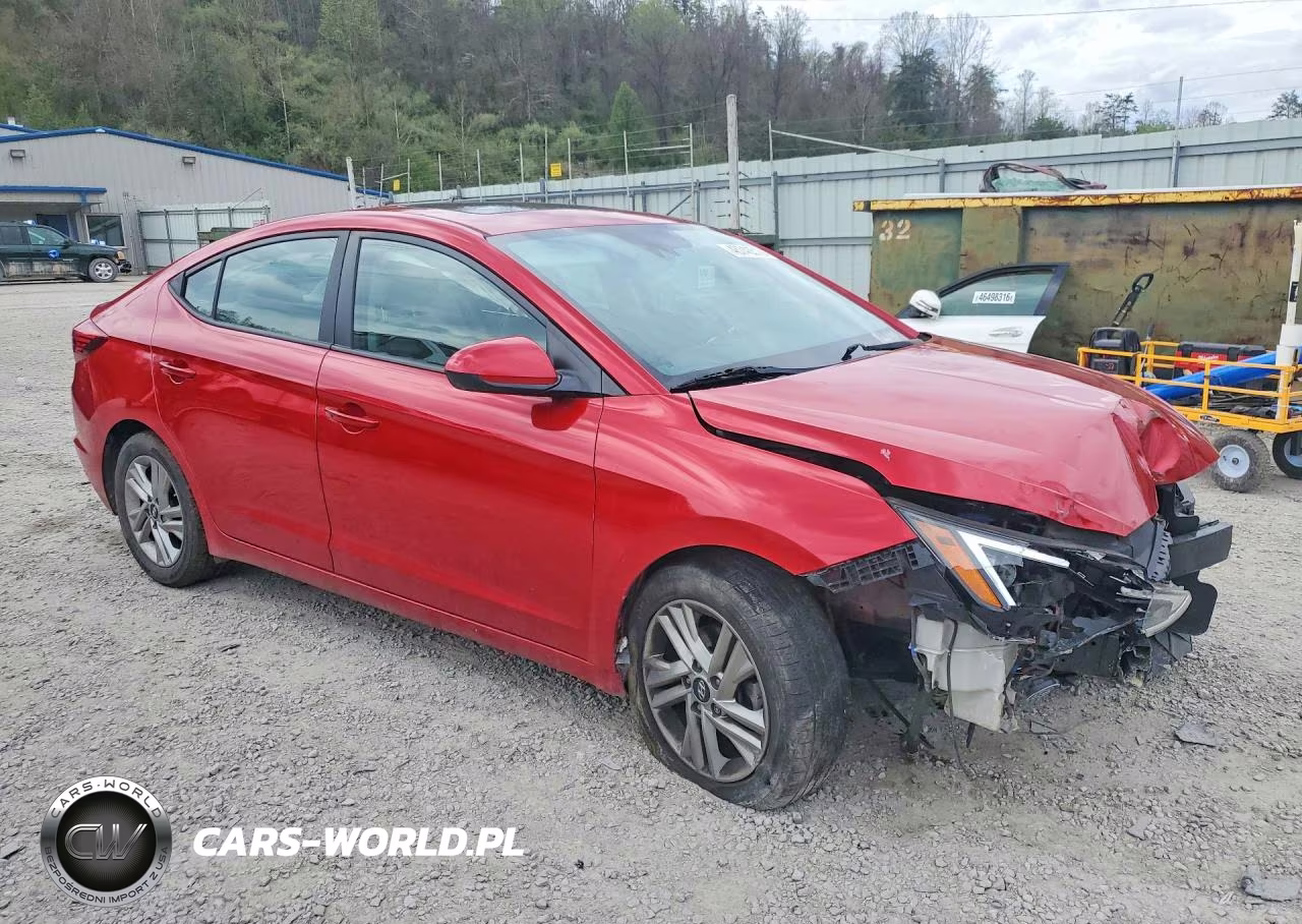2020 Hyundai Elantra Value Edition VIN:5NPD84LF5LH605916 - 4