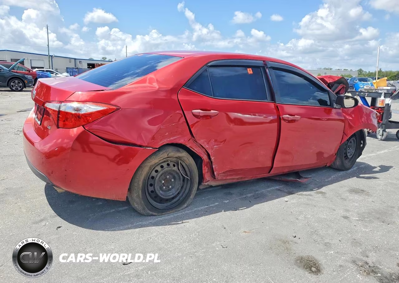 2016 Toyota Corolla Le VIN:2T1BURHE6GC670606 - 3