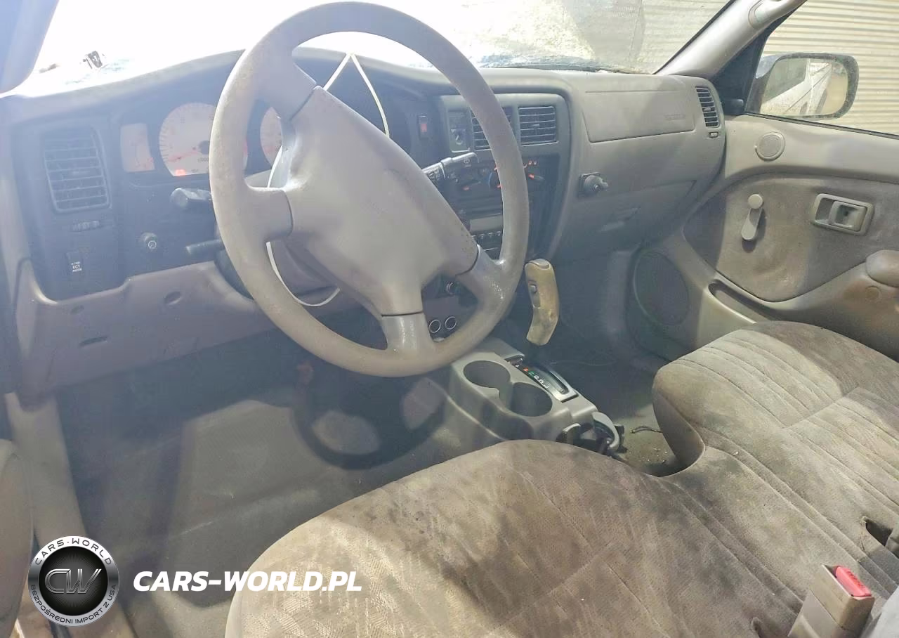 2001 Toyota Tacoma VIN:5TENM92N71Z853715 - 8