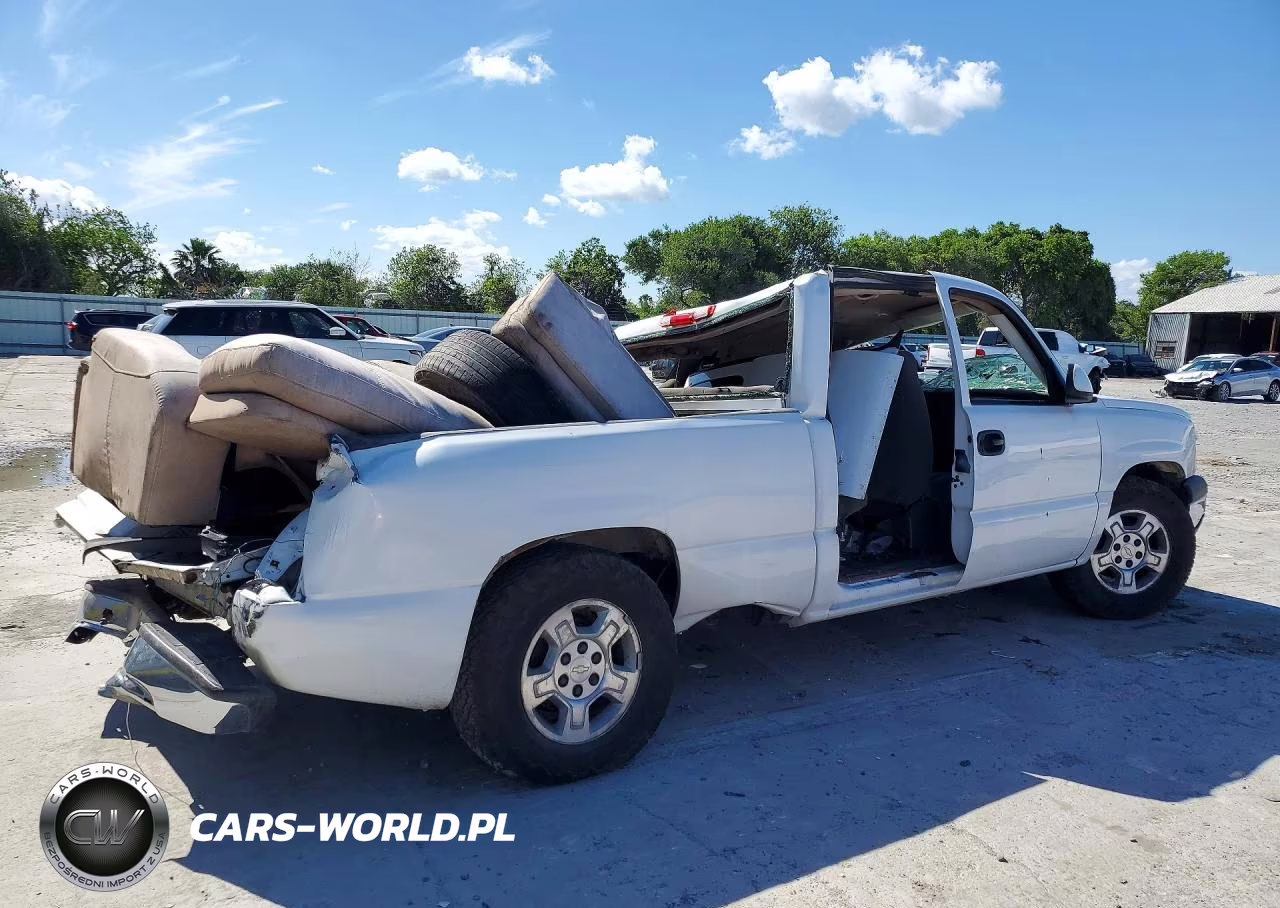 2005 Chevrolet Silverado C1500 VIN:1GCEC19X05Z302331 - 3