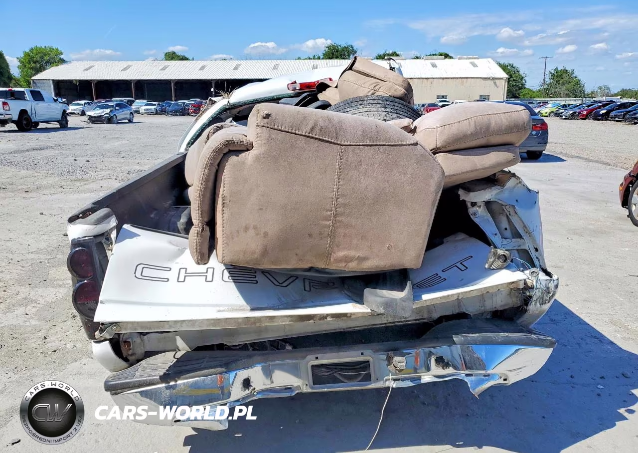 2005 Chevrolet Silverado C1500 VIN:1GCEC19X05Z302331 - 6