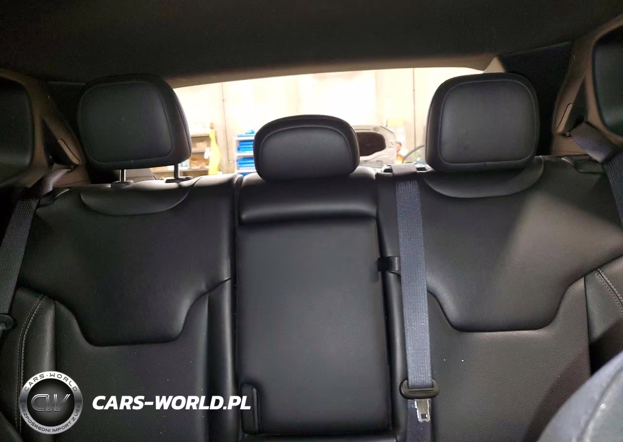 2020 Jeep Compass Limited VIN:3C4NJDCB5LT256651 - 10