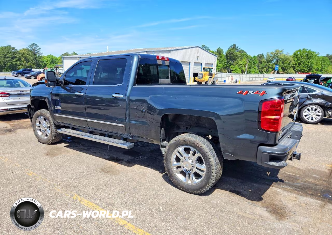 2018 Chevrolet Silverado K2500 High Country VIN:1GC1KXEY2JF225444 - 2