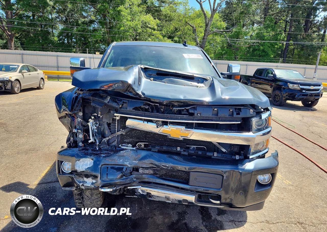 2018 Chevrolet Silverado K2500 High Country VIN:1GC1KXEY2JF225444 - 5