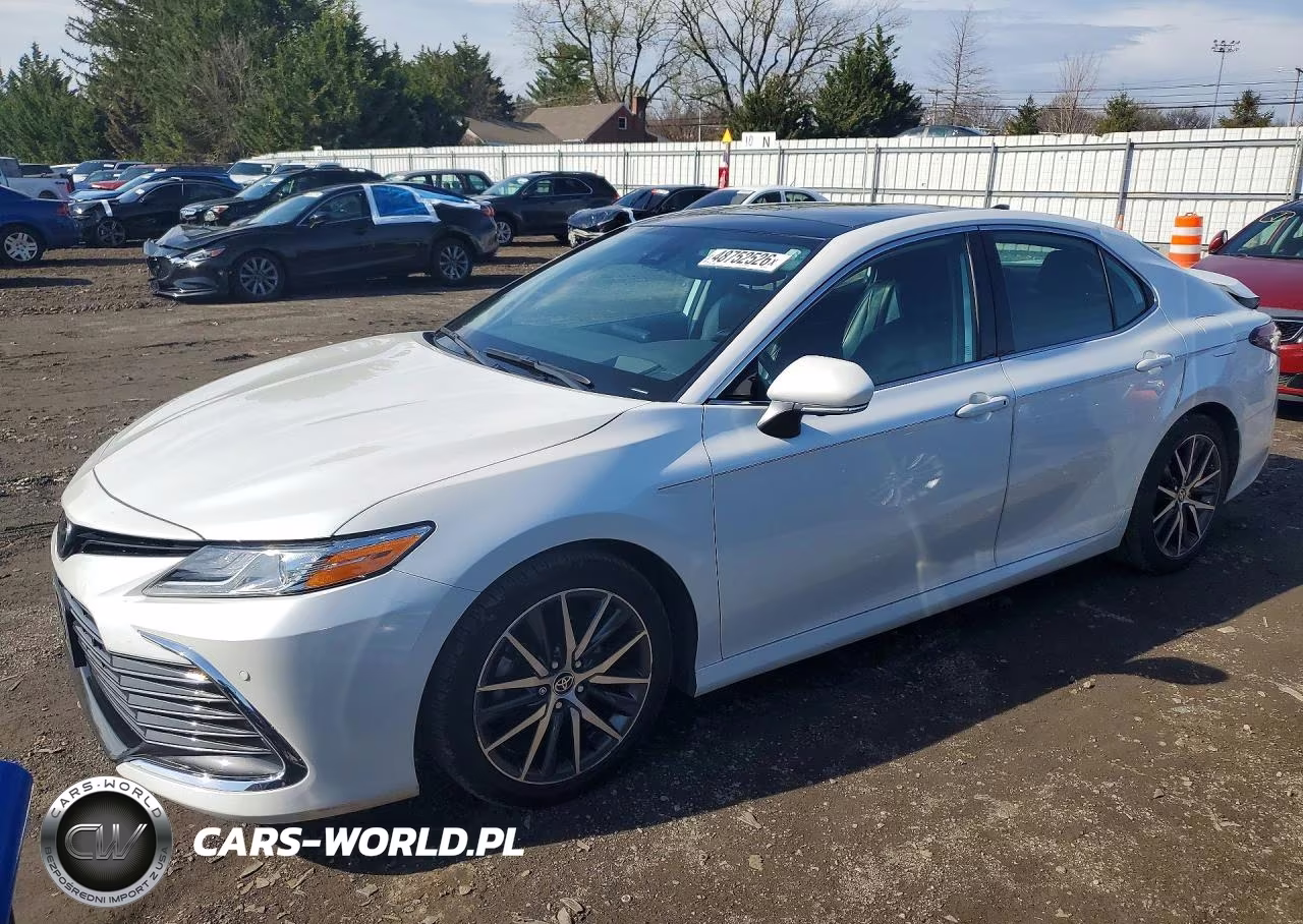 2023 Toyota Camry Xle – zdjęcie 1 z 12