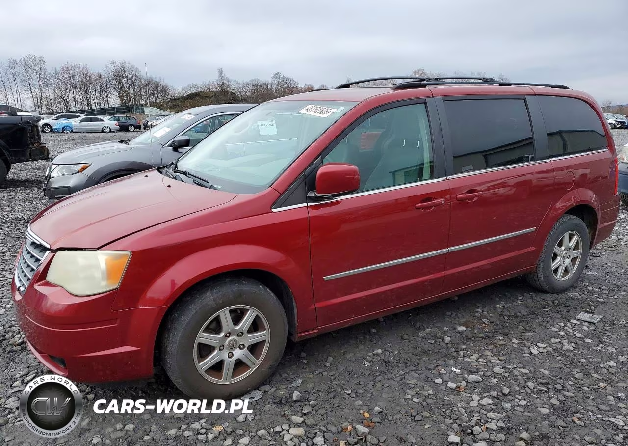 2010 Chrysler Town & Country Touring