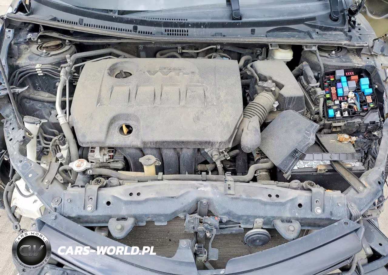 2018 Toyota Corolla Le VIN:5YFBURHE0JP836285 - 11