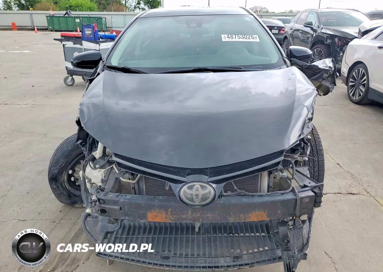 2018 Toyota Corolla Le VIN:5YFBURHE0JP836285 - 5