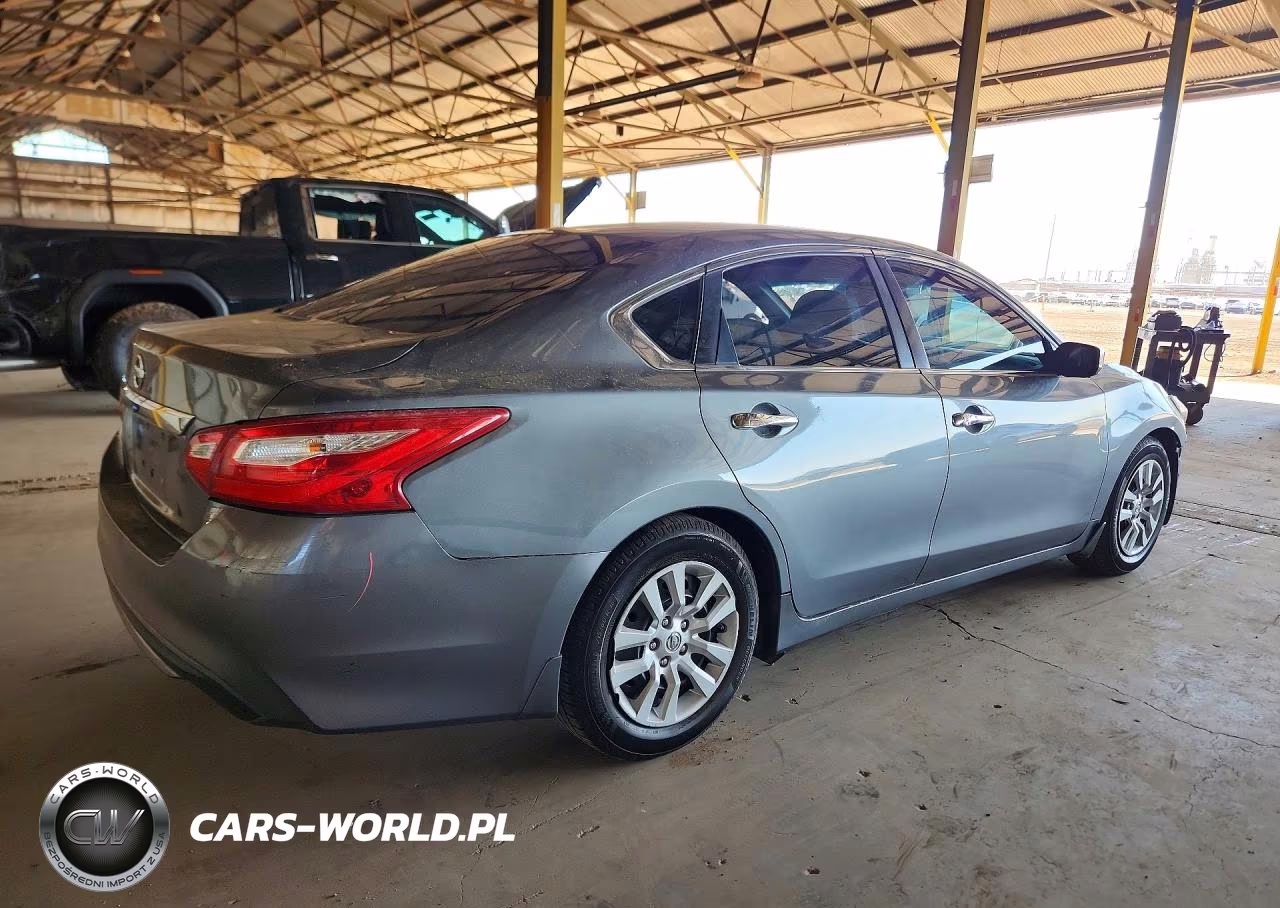2017 Nissan Altima 2.5 S VIN:1N4AL3AP8HN366673 - 3
