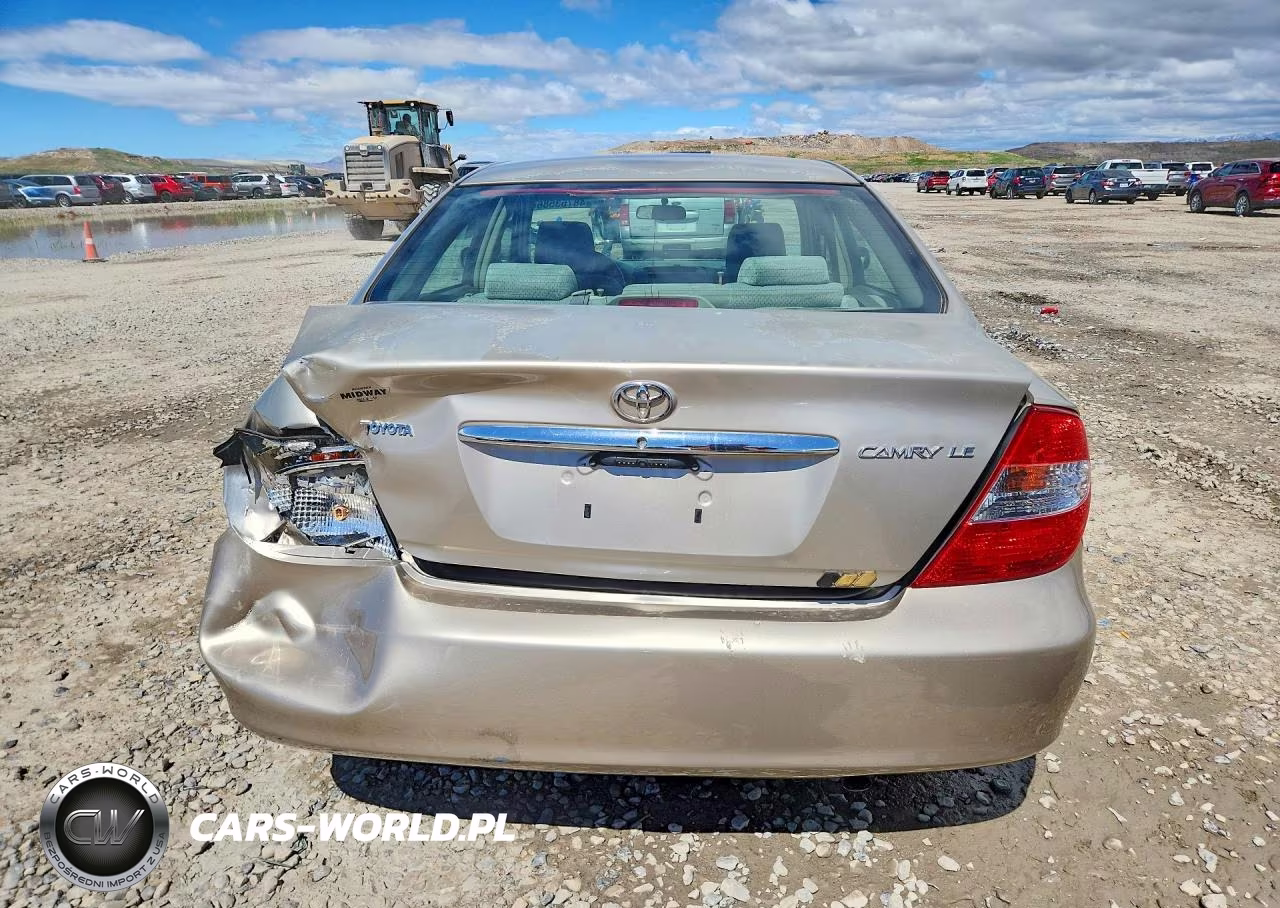 2002 Toyota Camry Le VIN:4T1BE32K32U514118 - 6